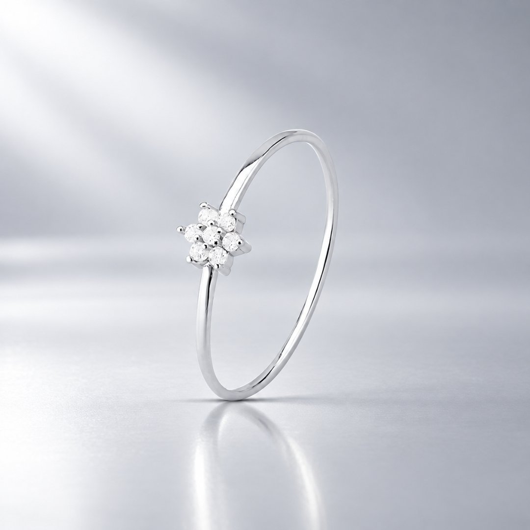 Anel Flor Seis Pétalas Cravejado